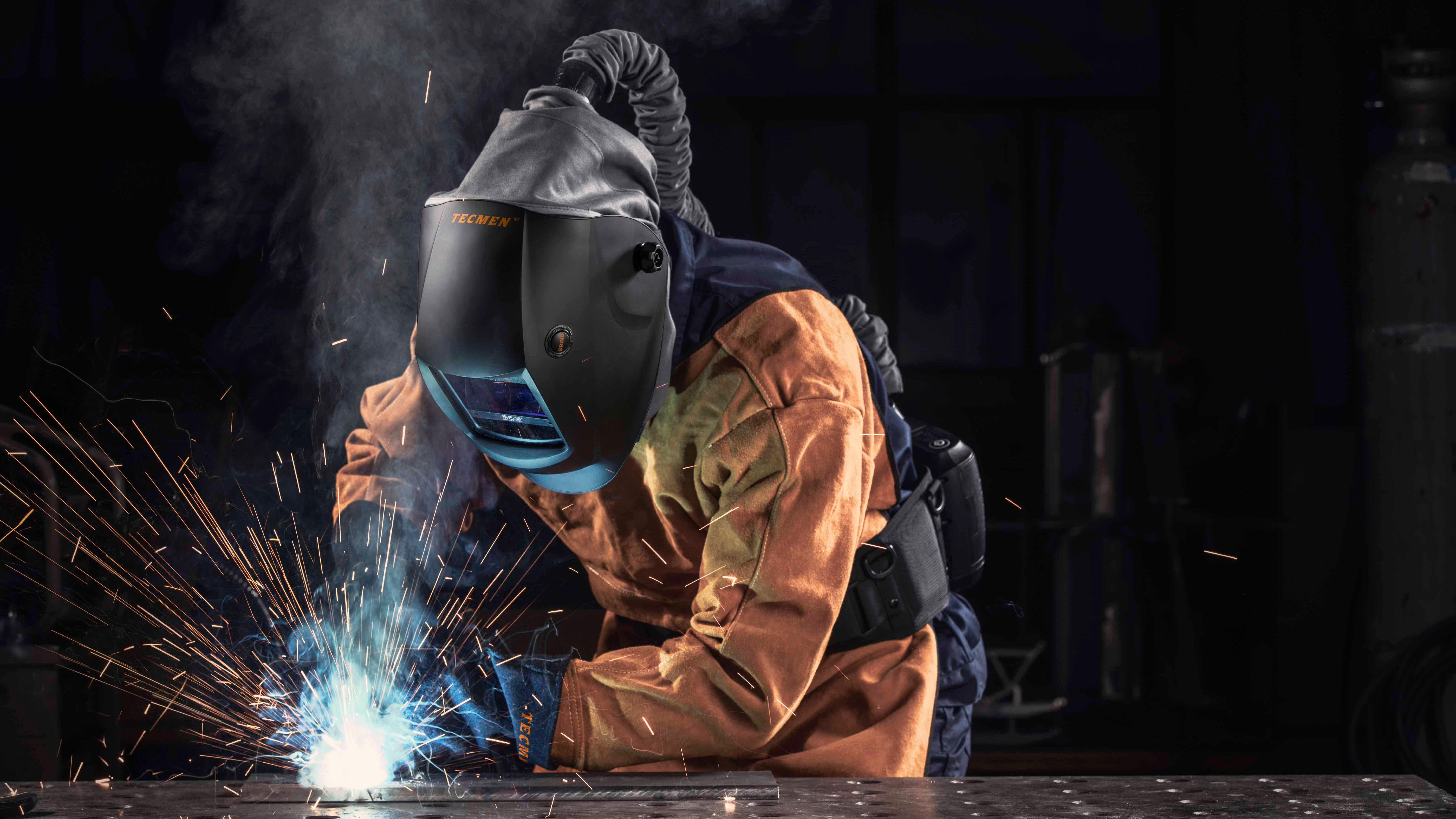 Non-Powered vs Powered Air Welding Helmets: Which One Is Right for You?