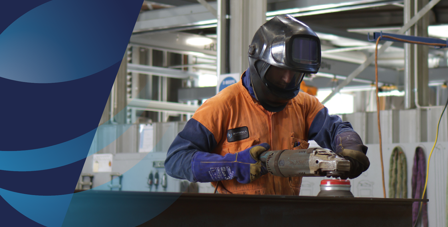 Flip Front vs Fixed Front Welding Helmets: Which is Better?